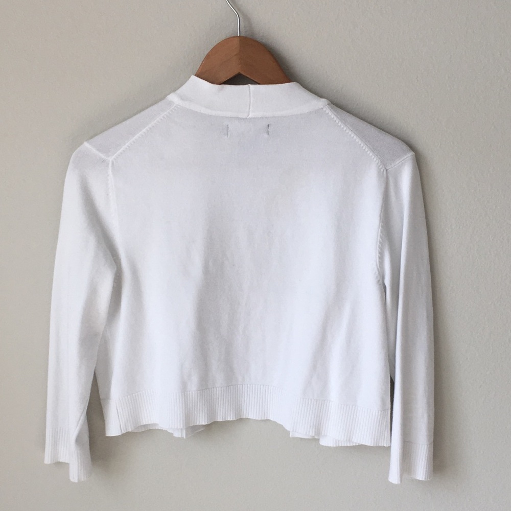 sweater - Picture 2 of 2